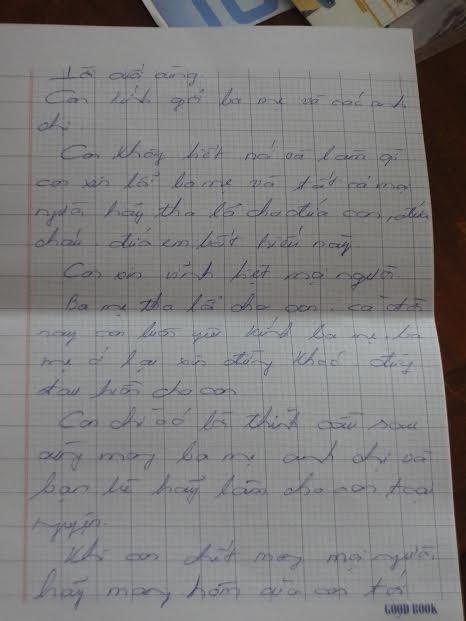 Mang thuốc sâu đến tòa để níu tình chồng