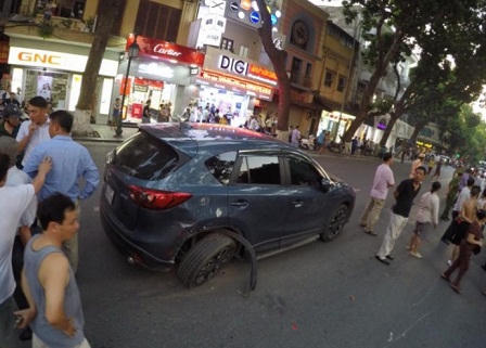 Xe buýt đâm chết một phụ nữ bên hồ Hoàn Kiếm, Hà Nội