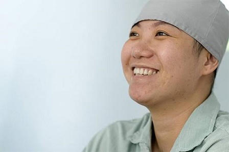 Nữ vô địch thế giới gồng mình trên “sàn đấu” sinh tử