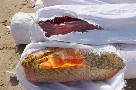 Thu giữ 140 kiện vải với giá trị gần 200 triệu đồng không rõ nguồn gốc