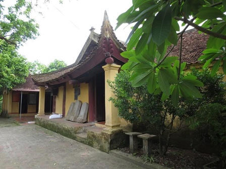 Chuyện lạ về nhân vật vừa là Phật, vừa được phong Thánh