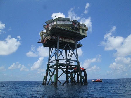 Hình ảnh đẹp trong chuyến thăm Trường Sa của kiều bào