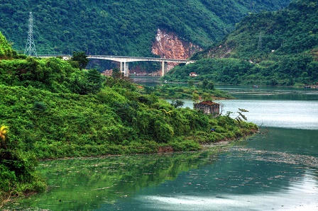 “Viên ngọc quý” của đất trời Tây bắc