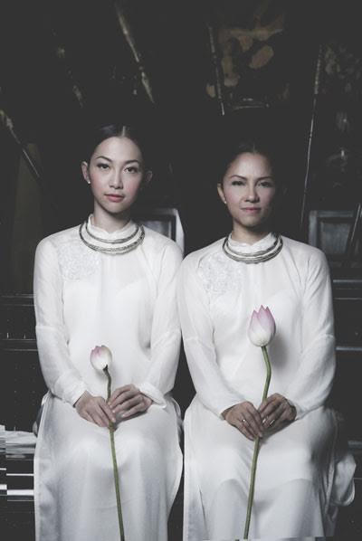 Mùa xuân nói chuyện áo dài