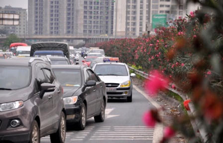 Cửa ngõ thủ đô tắc nghẽn sau 4 ngày nghỉ lễ