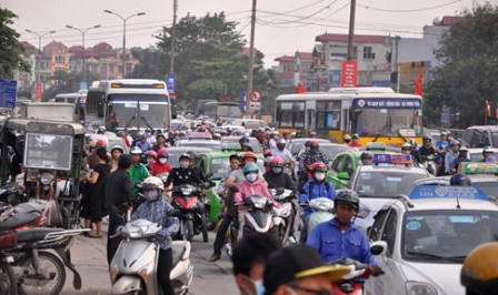Cửa ngõ thủ đô tắc nghẽn sau 4 ngày nghỉ lễ