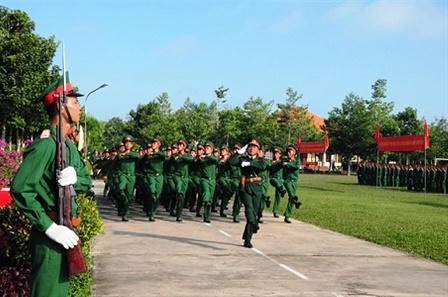 Thiêng liêng Lễ tuyên thệ chiến sĩ mới