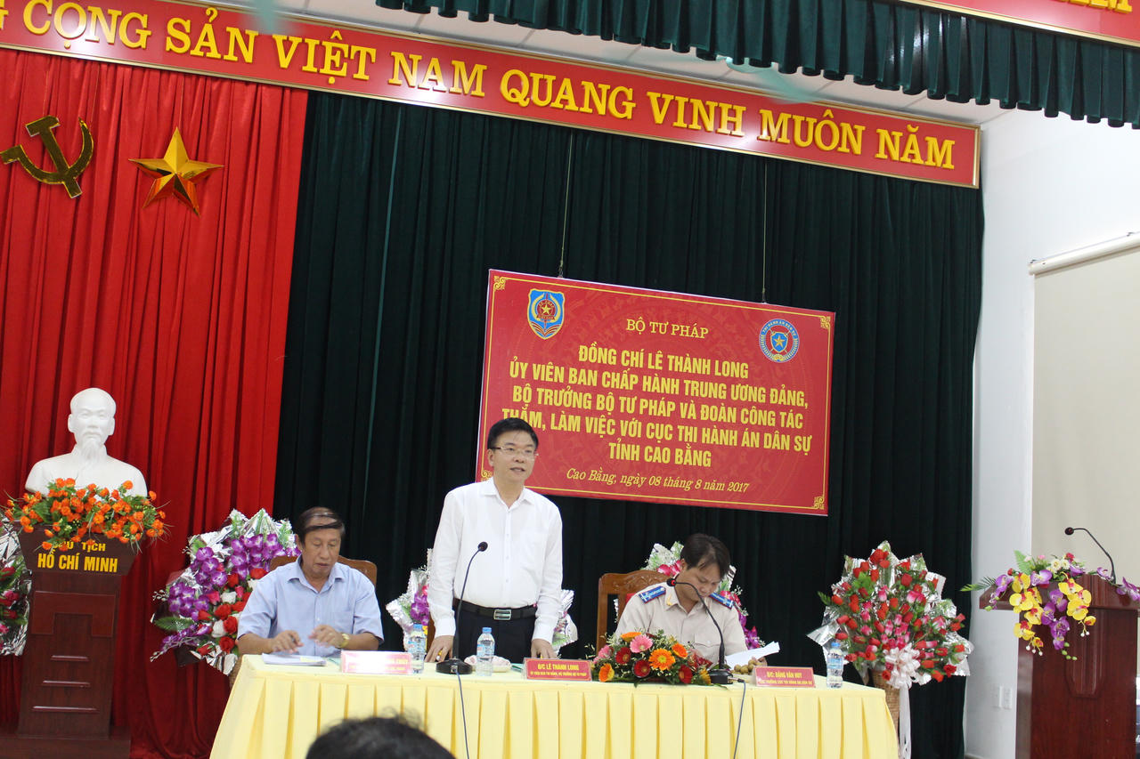 Cần quan tâm tuyển dụng  cán bộ tư pháp - hộ tịch cấp xã có chất lượng