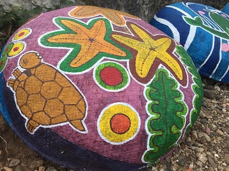 Độc nhất vô nhị ở Việt Nam: Làng bích họa 3D phát sáng trong đêm