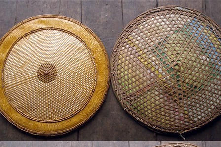 Độc đáo nón lá của người Lô Lô vùng biên