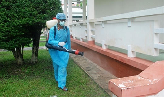 Lực lượng vũ trang Quân khu 7 nỗ lực phòng chống dịch sốt xuất huyết