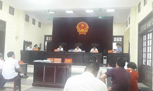 Vụ án tranh chấp của thành viên CTy Hoàng Long: Bác yêu cầu khởi kiện của nguyên đơn, không chấp nhận phản tố của bị đơn