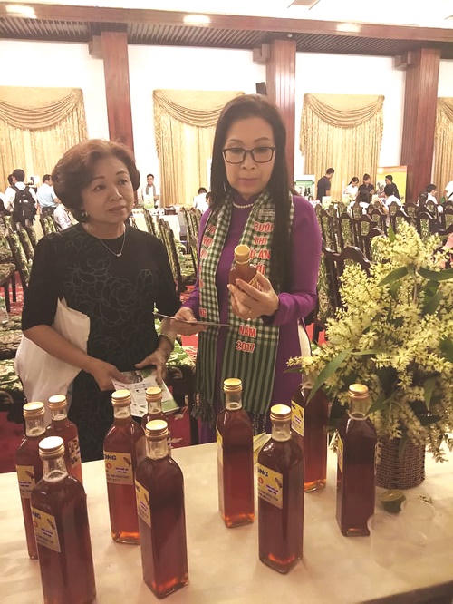 Chàng thanh niên và thương hiệu “Mật ong Hương Tràm” 