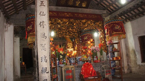 Ngôi đền 2.200 năm  và tích người mẹ nghèo  đả hổ ở xứ nhãn