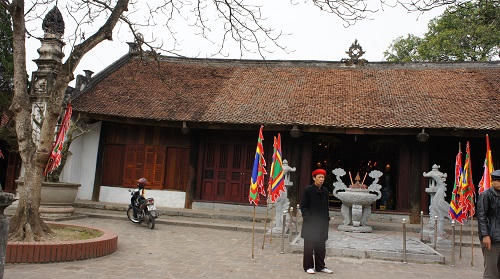 Ngôi đền 2.200 năm  và tích người mẹ nghèo  đả hổ ở xứ nhãn