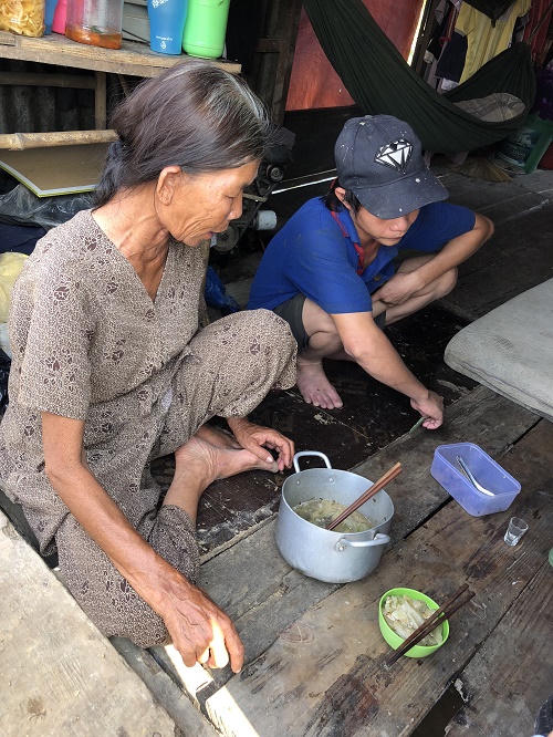 Dự án của Dona.Coop đẩy hàng ngàn dân vào cảnh điêu tàn: Nông dân mất đất ra bờ sông dựng lều nương náu!