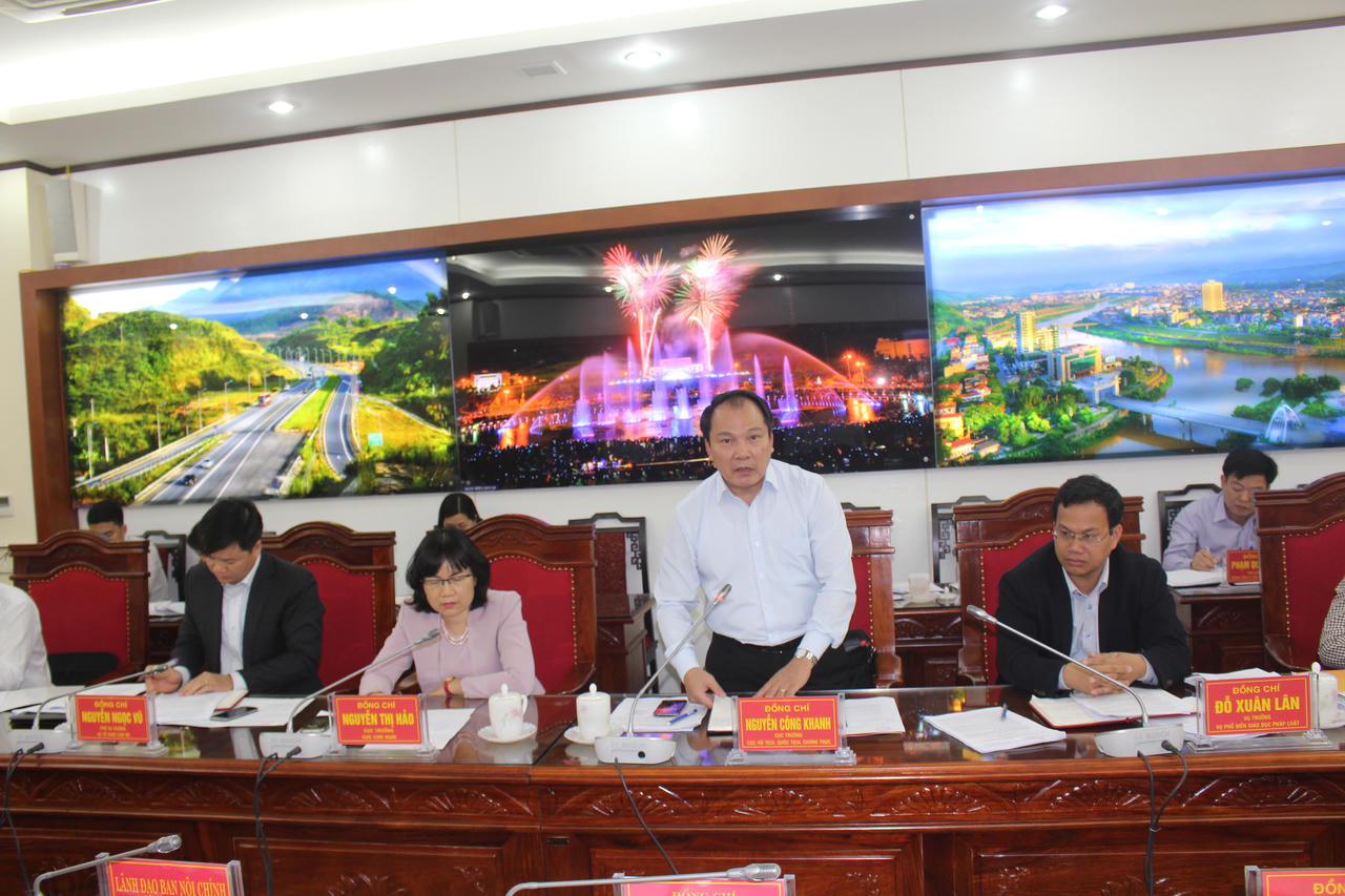 Bộ trưởng Lê Thành Long làm việc tại Lào Cai: Tư pháp cần chủ động hơn trong công tác tham mưu