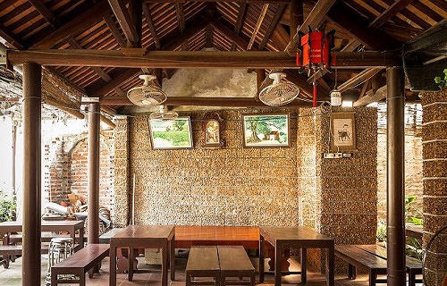 Bí mật ẩn trong ngôi nhà đá ong ở làng cổ Đường Lâm