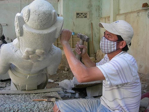 Làng đá mỹ nghệ Non Nước vươn ra 'biển lớn'