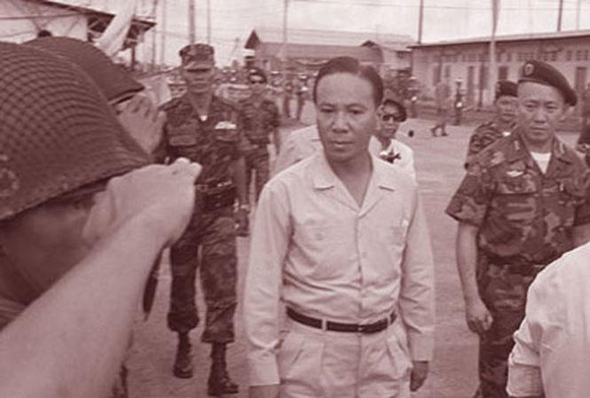 Đại sứ Mỹ Graham Martin: Thầy thuốc nói dối con bệnh hấp hối! 