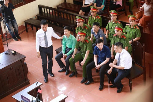 Trả hồ sơ vụ chạy thận ở Hòa Bình do chứng cứ buộc tội chưa đầy đủ