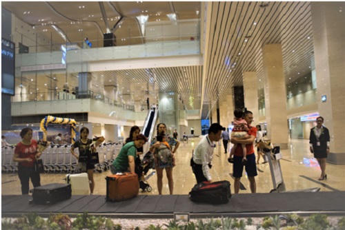 Vietnam Airlines thực hiện chuyến bay quốc tế đầu tiên  tới nhà ga mới Cam Ranh