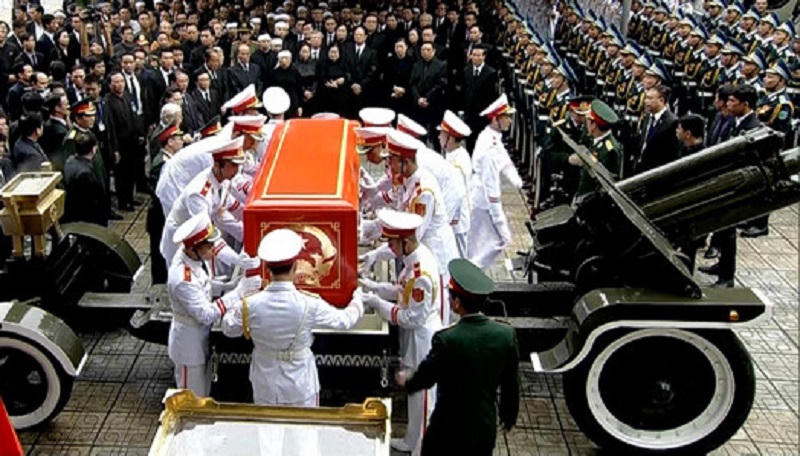 Người Hà Nội tiễn biệt cố Chủ tịch nước Trần Đại Quang về quê hương