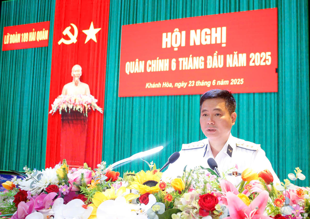 Lữ đoàn 189: Bứt tốc huấn luyện, đột phá chuyển đổi số, lan tỏa thi đua quyết thắng