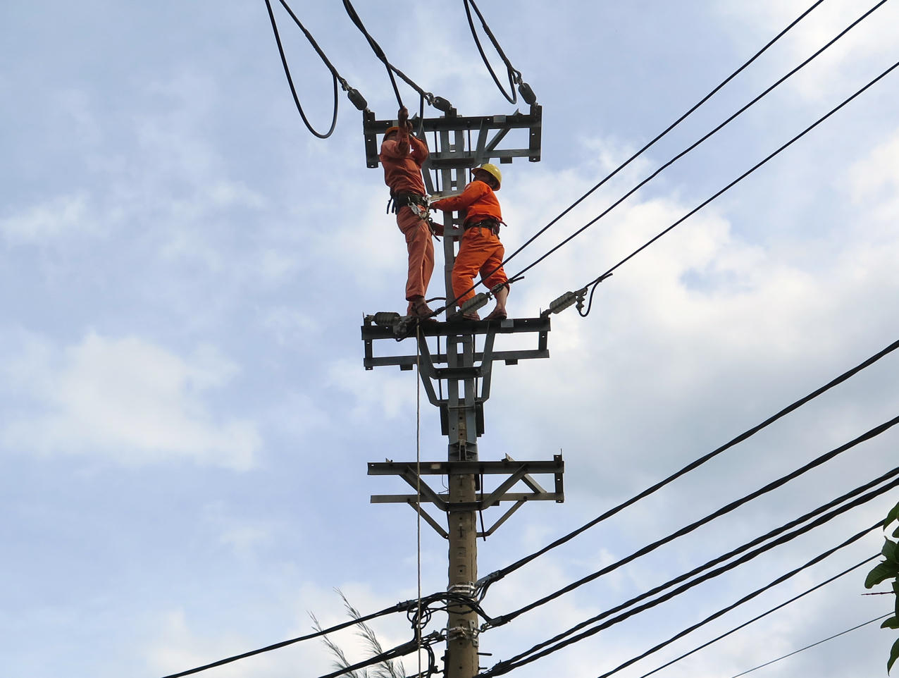 Phú Yên khẩn trương khắc phục hậu quả bão số 9