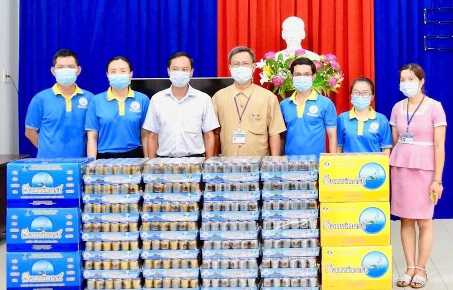Công ty CP Nước giải khát Yến sào Khánh Hòa tiếp nối chuỗi hoạt động chung tay đẩy lùi đại dịch COVID-19