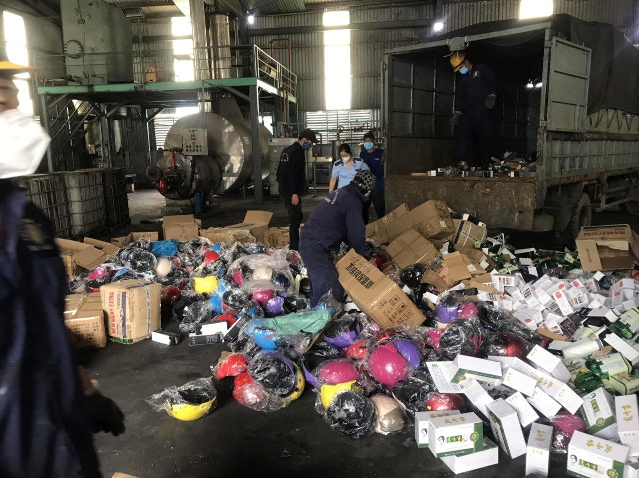 Cục QLTT Bình Định: Không để xảy ra tình trạng đầu cơ găm hàng, tăng giá quá mức trên địa bàn 