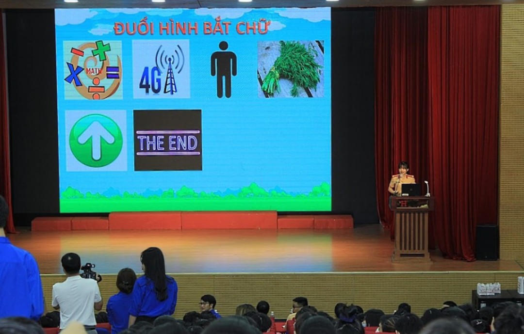 Cục Cảnh sát giao thông phía Nam phổ biến, giáo dục pháp luật về trật tự an toàn giao thông cho sinh viên