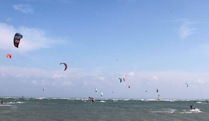 Khai mạc “Tuần lễ lướt ván diều Quốc tế và các sự kiện văn hóa Du lịch Ninh Hải năm 2022