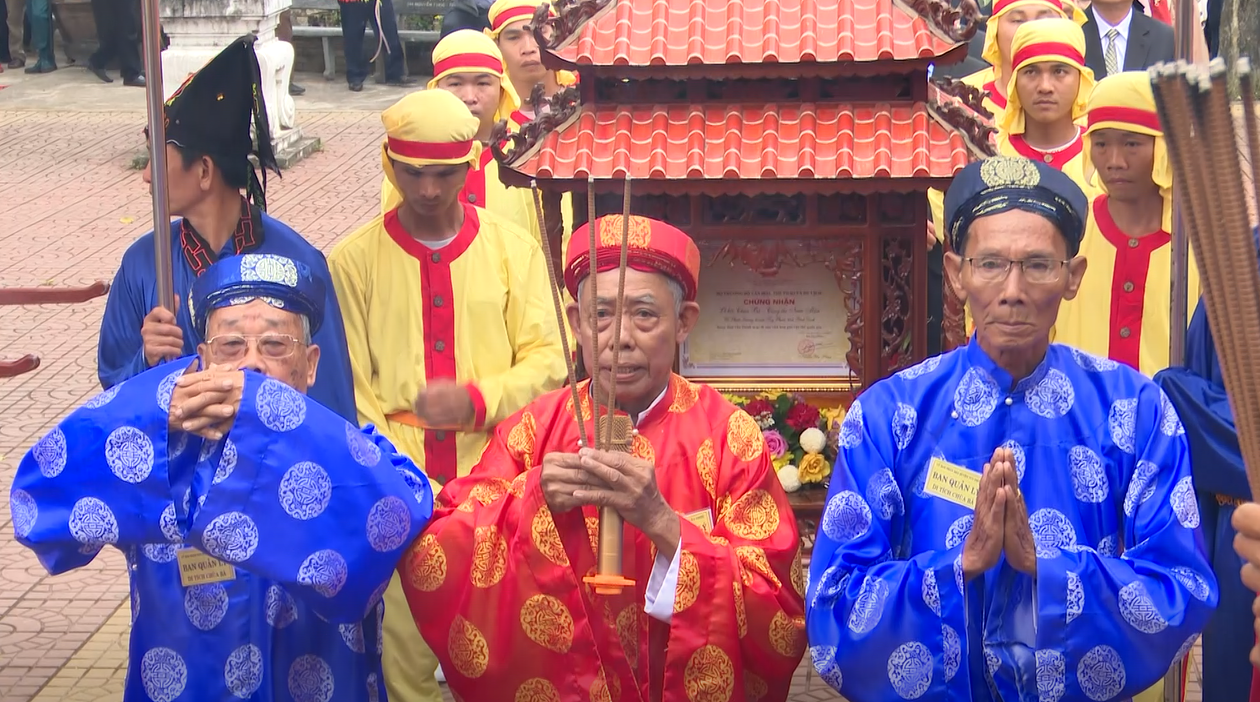 Bình Định đón Bằng di sản văn hóa phi vật thể Quốc gia "Lễ hội Chùa Bà - Cảng thị Nước Mặn"