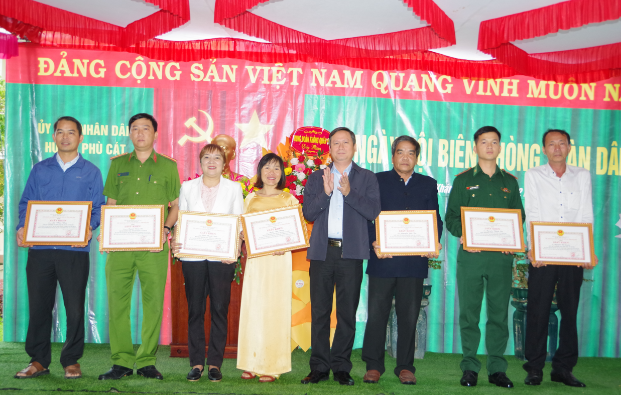 Xây dựng thế trận Biên phòng toàn dân ngày càng vững chắc