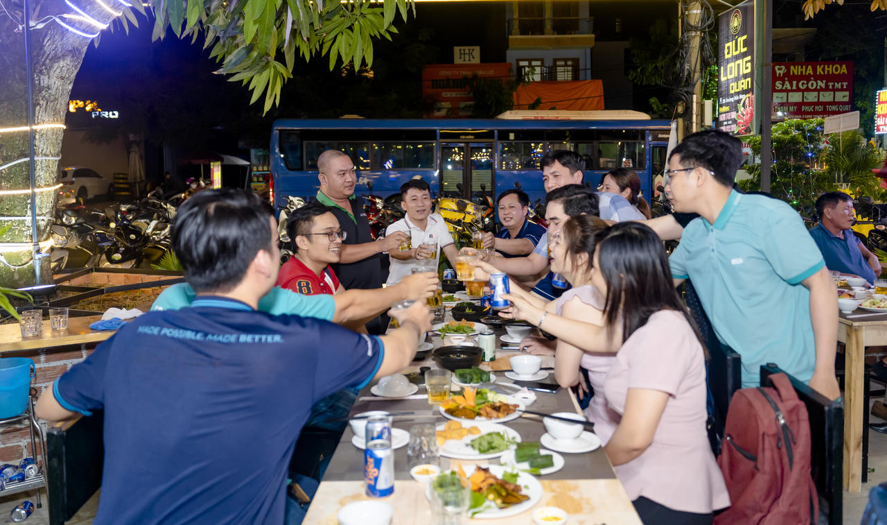 Nhà hàng Đức Long Quán- Ẩm thực phố biển giữa lòng Sài Gòn 