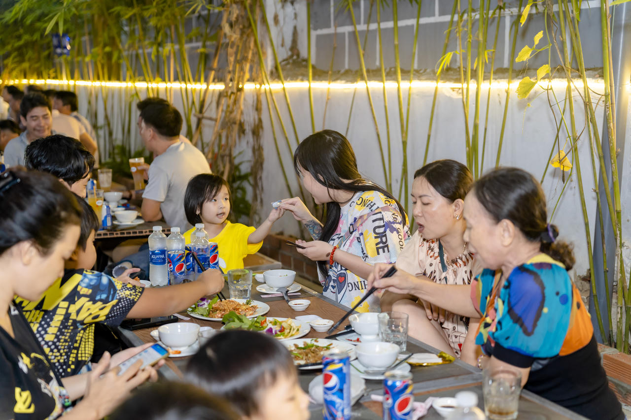 Nhà hàng Đức Long Quán- Ẩm thực phố biển giữa lòng Sài Gòn 