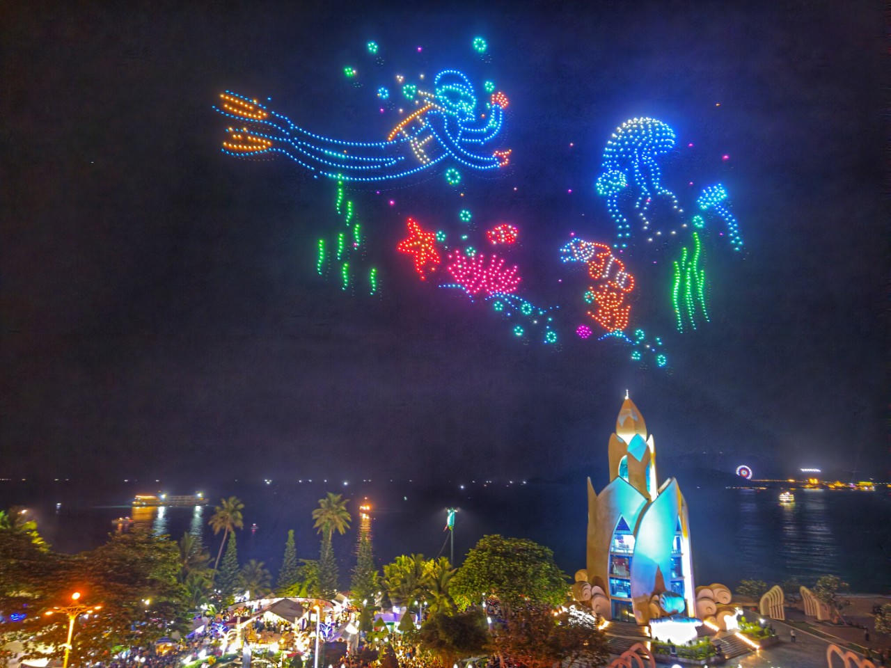 Ngắm nhìn những tuyệt tác khai mạc Festival Biển Nha Trang - Khánh Hòa
