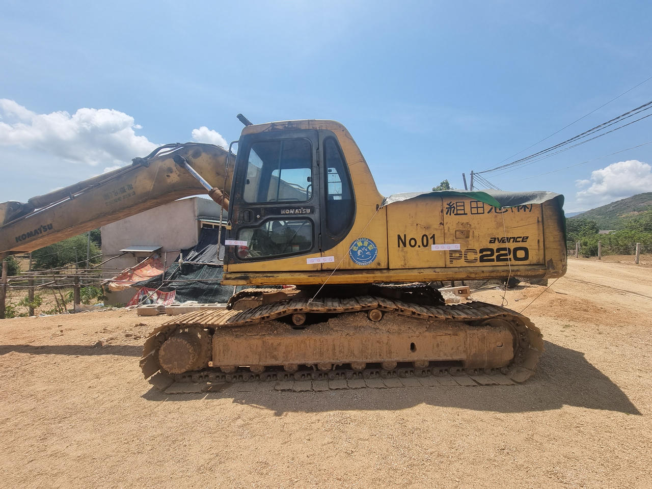 Khánh Hòa: Phạt một cá nhân hơn 45 triệu đồng, tịch thu nhiều phương tiện vi phạm vì khai thác đất trái phép