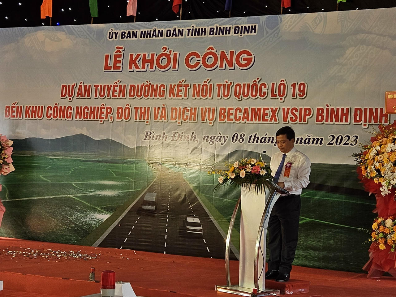Khởi công Dự án Tuyến đường kết nối từ Quốc lộ 19 đến Khu Công nghiệp Becamex VSIP Bình Định