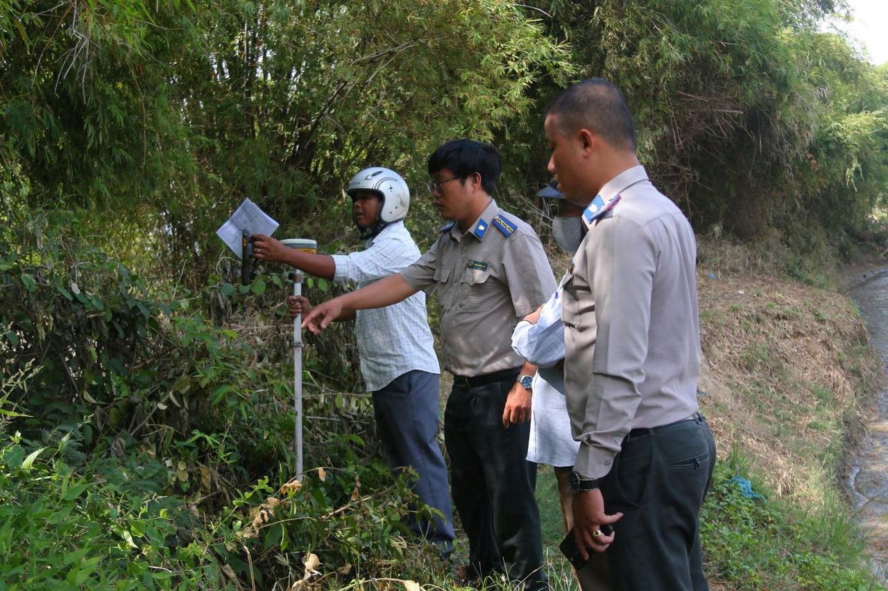 Cục Thi hành án dân sự tỉnh Ninh Thuận cưỡng chế kê biên tài sản cựu thủ quỹ HTX Mông Nhuận