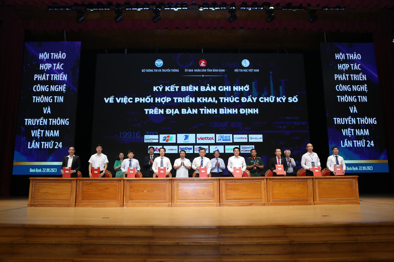 Khai mạc Hội thảo Hợp tác Phát triển Công nghệ thông tin - Truyền thông Việt Nam lần thứ 24