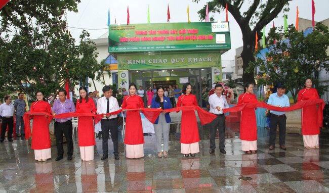 ‘Thủ phủ’ cây ăn quả Hoài Ân khánh thành trung tâm giới thiệu sản phẩm nông nghiệp chủ lực