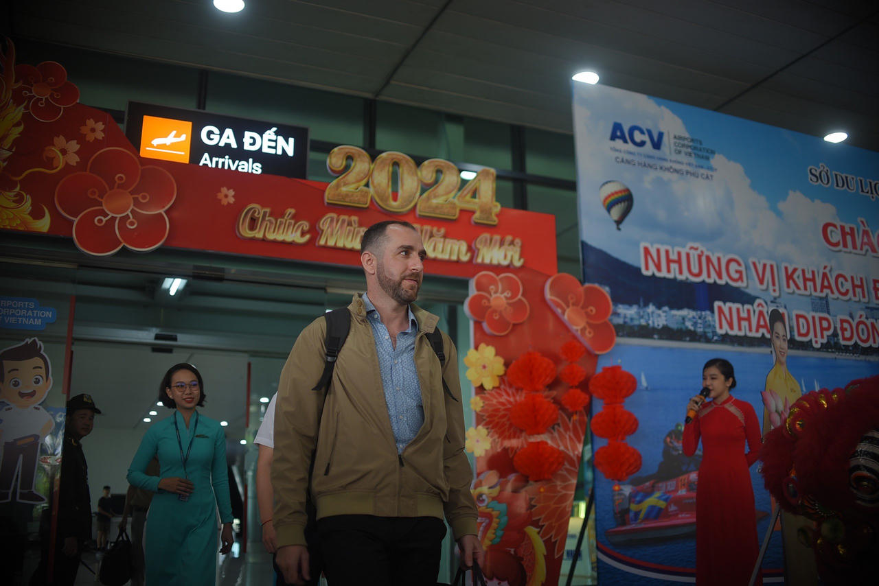 Những chuyến bay "xông đất" ngày đầu năm 2024