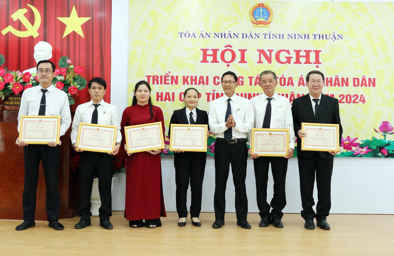 TAND hai cấp tỉnh Ninh Thuận đạt tỷ lệ 100% trong giải quyết các vụ án tham nhũng, kinh tế