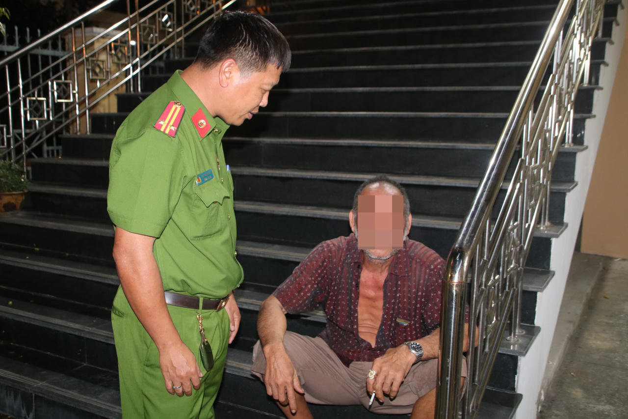 CSGT Quy Nhơn quyết liệt xử lý vi phạm nồng độ cồn