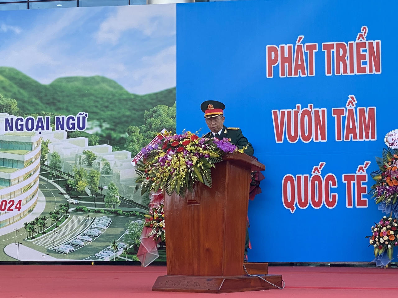 Khánh thành Trung tâm Công nghệ thông tin và Ngoại ngữ, Trường Đại học Thông tin liên lạc