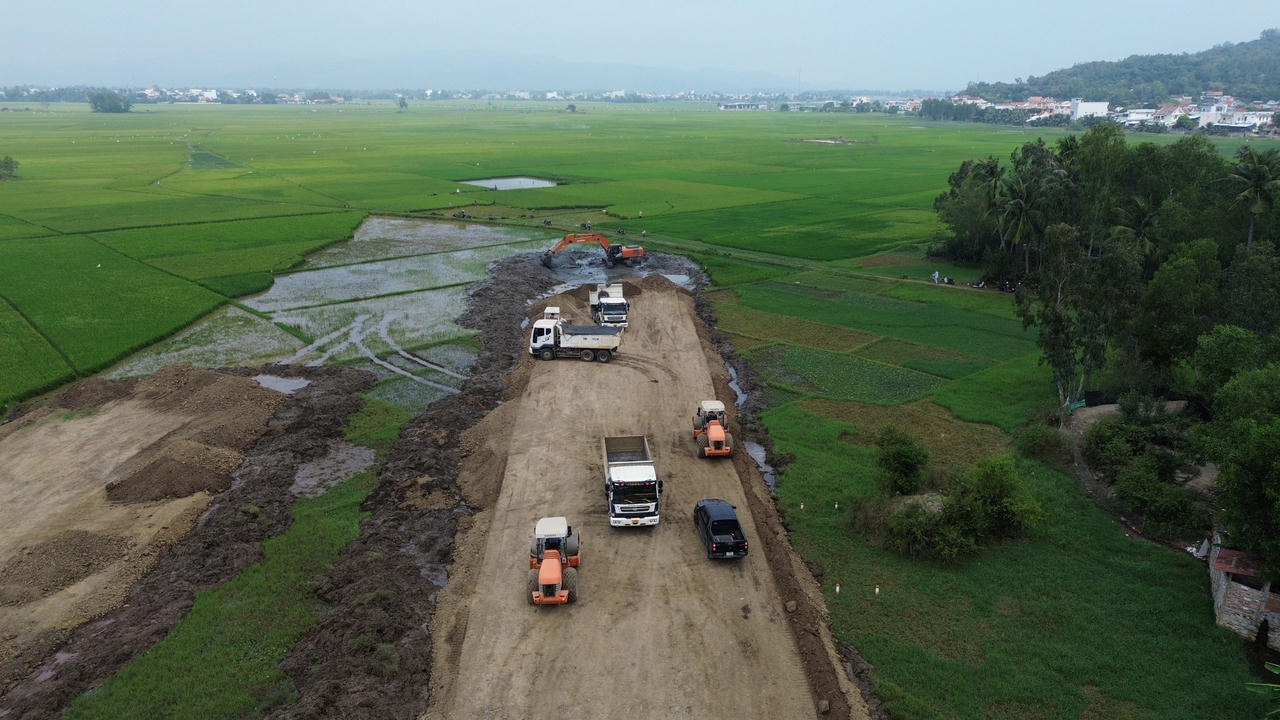Phú Yên: Khởi công xây dựng Dự án tuyến đường bộ ven biển gần 660 tỷ đồng