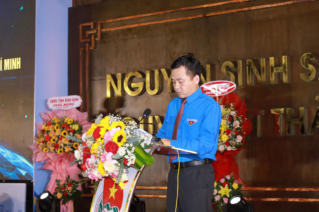 Trao giải thưởng Ngô Mây cho 10 gương mặt trẻ Bình Định