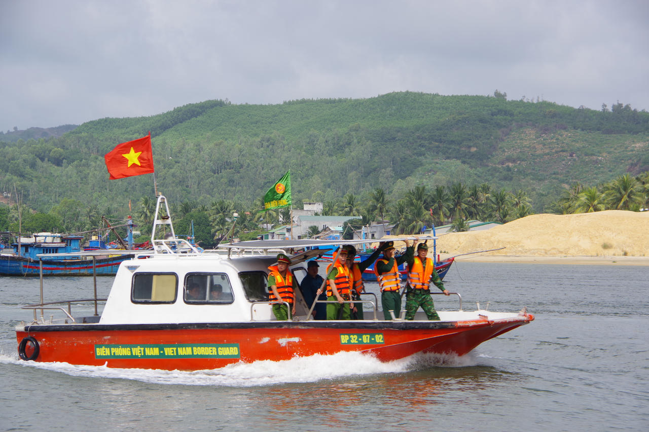 Bộ đội biên phòng tỉnh Bình Định: Xây dựng "thế trận lòng dân" ngày càng vững chắc